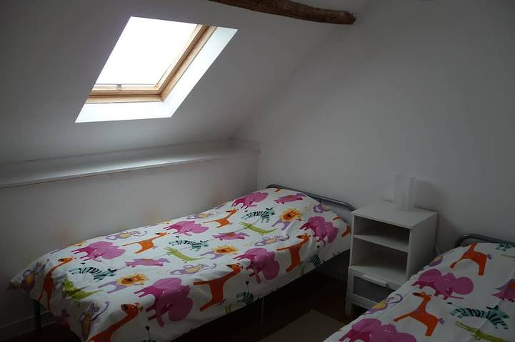 Location de vacances pour 8 personnes, avec jacuzzi ainsi que jardin et terrasse à Fajoles - 4