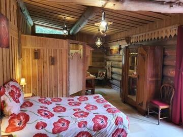 Chambre d’hôte pour 3 personnes, avec vue et jardin à Orconte