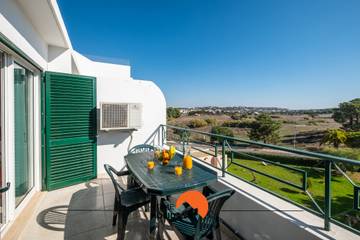 Gîte pour 4 personnes, avec balcon dans Galé