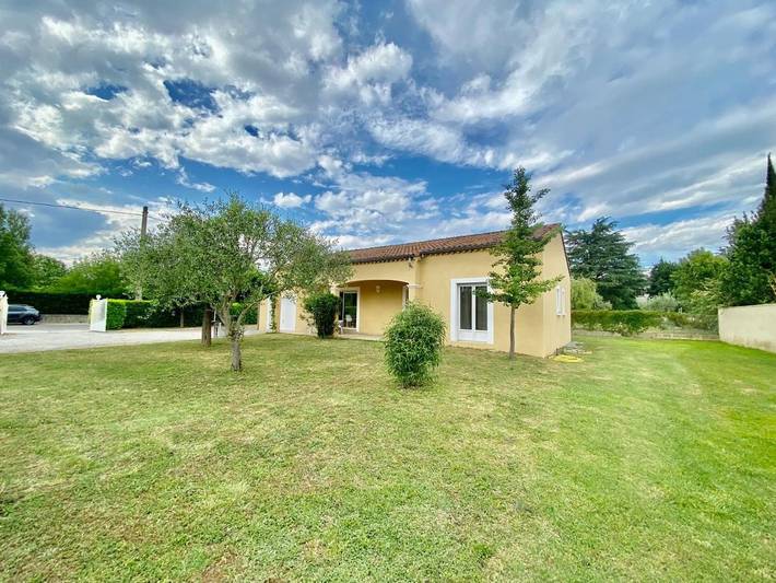 Location de vacances pour 6 personnes, avec jardin et terrasse à Vogüé - 4