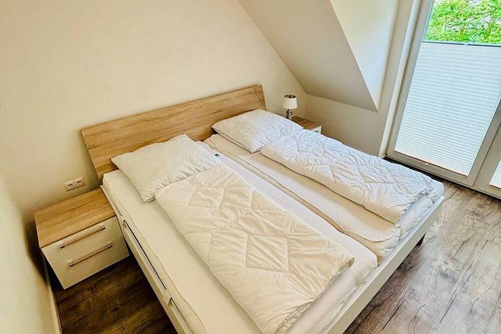 Ferienhaus für 6 Personen, mit Terrasse und Garten in Horumersiel - 2