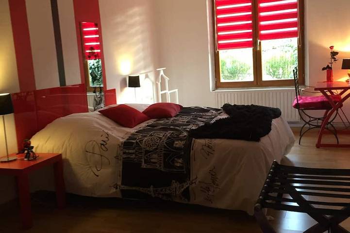 The Lodge Wein A Vauciennes in Vauciennes, Marne