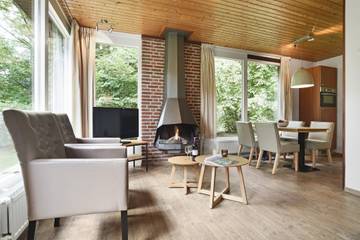 Bungalow für 4 Personen, mit Terrasse und Balkon/Terrasse in Drenthe