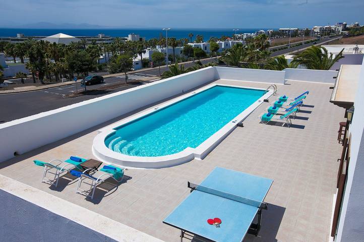 Chalet Casa Paula met zee- en bergzicht, zwembad, tuin & Wi-Fi in Playa Blanca, Yaiza