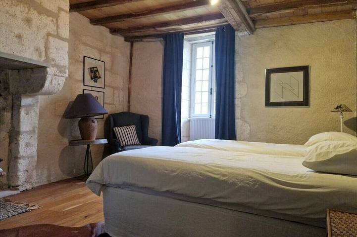 Location de vacances pour 9 personnes, avec jardin et terrasse dans La Tour-Blanche-Cercles - 2