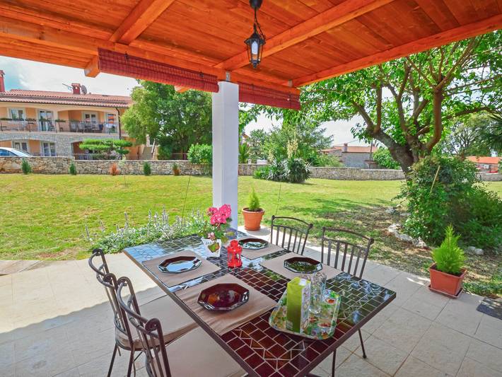 Ferienhaus für 4 Personen, mit Terrasse und Garten in Umag und Umgebung - 2