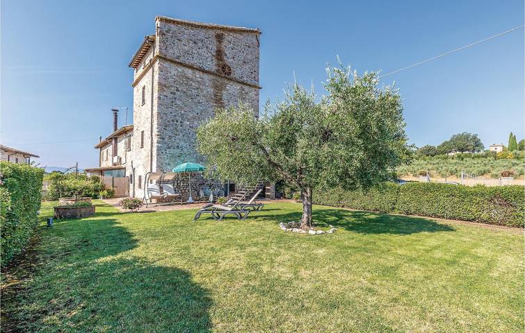 Location de vacances pour 5 personnes, avec Terrasse et Jardin à Assise