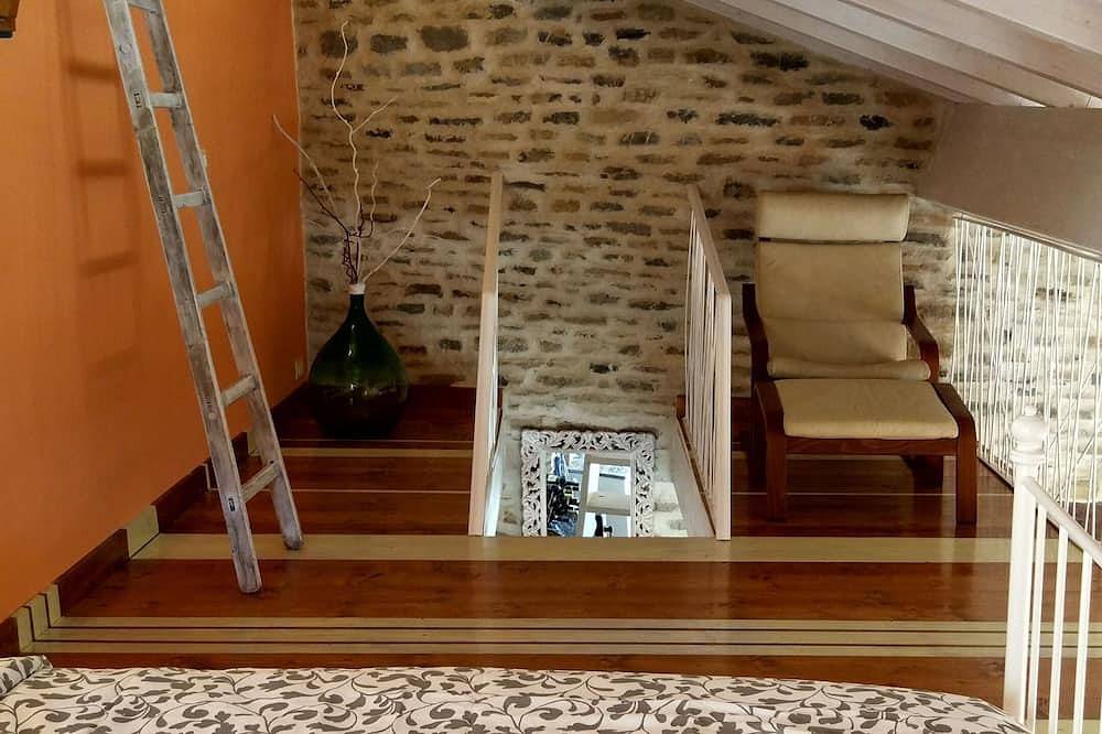 Wunderschöne Loft in der alten Luxus-Schloss-Bereich, große Freiflächen in Badalucco, Riviera di Ponente