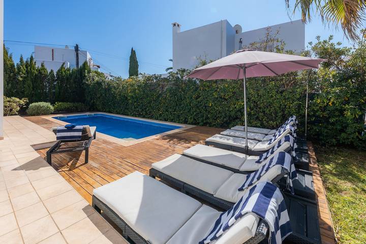 Fantástica villa con piscina, terraza en la azotea, aire acondicionado y Wi-Fi in Cala Egos, Santanyí