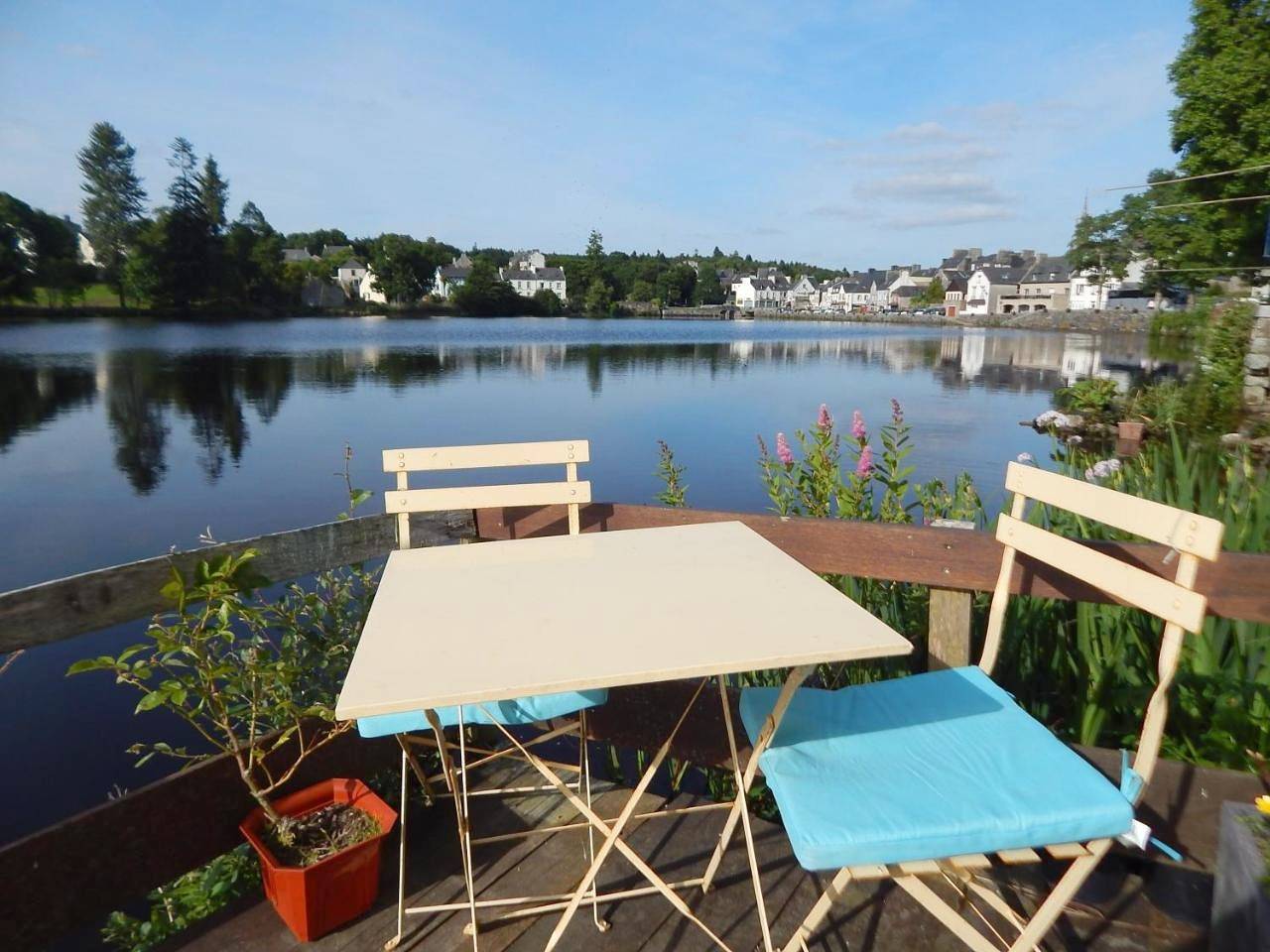 Lakeside in Huelgoat, Région de Châteaulin