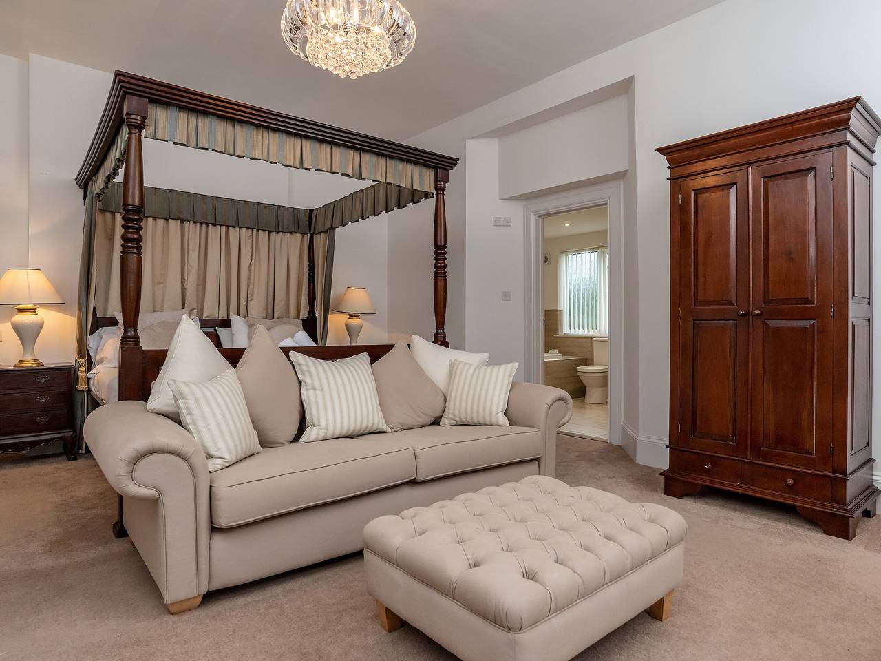 Entire apartment, Oddicombe, Torquay in Torquay, Torbay