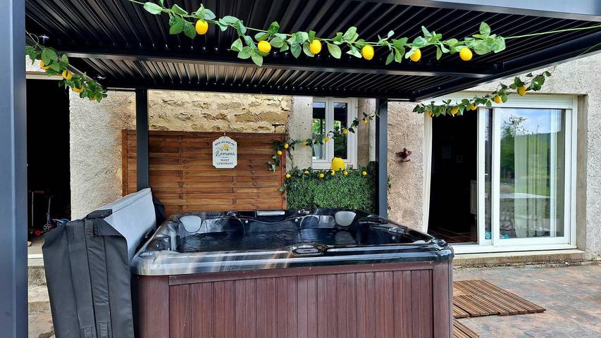 Bulles & Libellules in Champigny-sous-Varennes, Haute-Marne