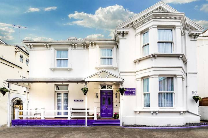 Bed and breakfast for 2 people in Clacton-on-Sea