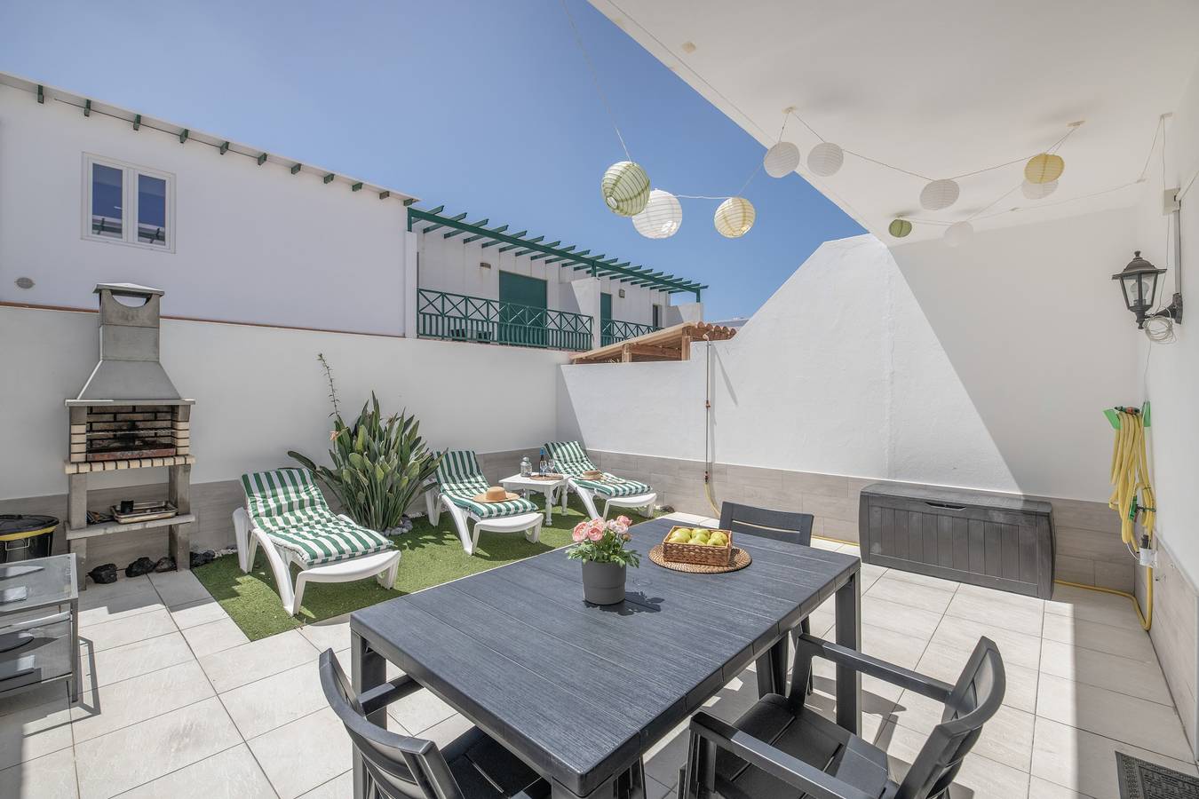 Casa Noelia: Vistas a la montaña, terraza privada y Wi-Fi en Playa Blanca in Playa Blanca, Yaiza