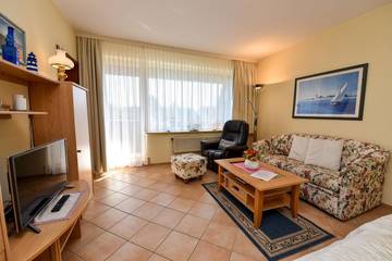 Ferienwohnung für 2 Personen, mit Garten und Balkon in Döse