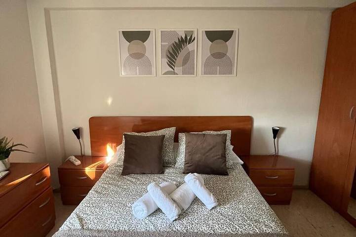 Entire apartment, Cozy Apartment Next to Center in Casco Antiguo, Sevilla