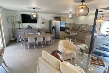 Gîte pour 2 personnes, avec jardin à Lissac-sur-Couze