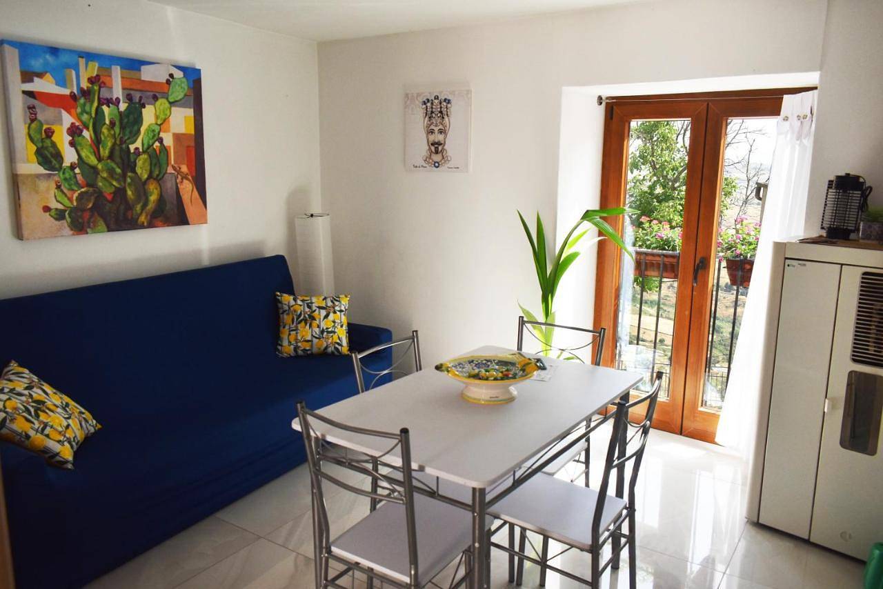 Appartamento intero, Holiday Home in Petralia Soprana, Provincia di Palermo