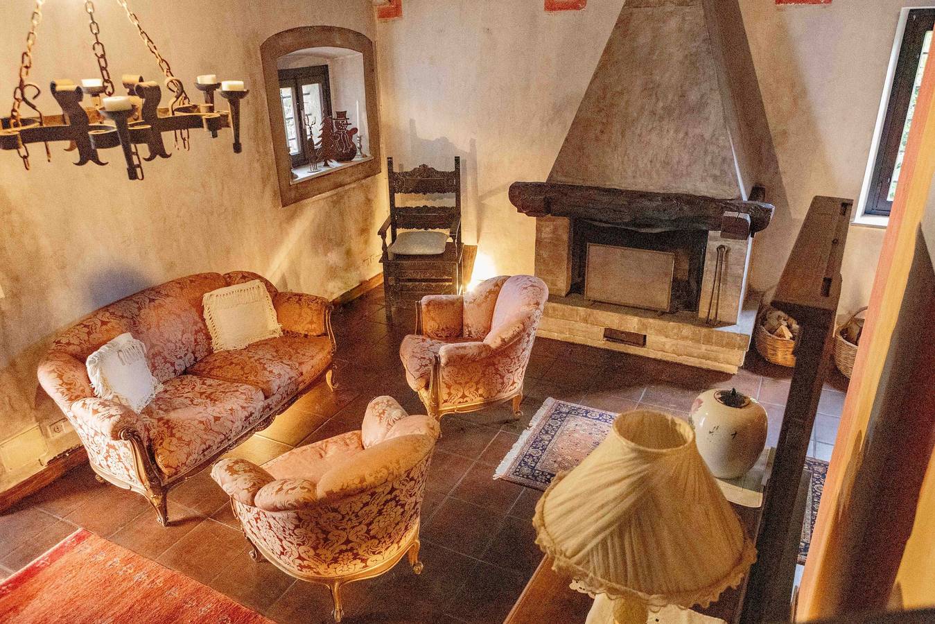 Ganze Wohnung, Wohnung 'Casa Torre Del Gruagno' mit Bergblick, privater Terrasse und Wlan in Moruzzo, Udine Provinz