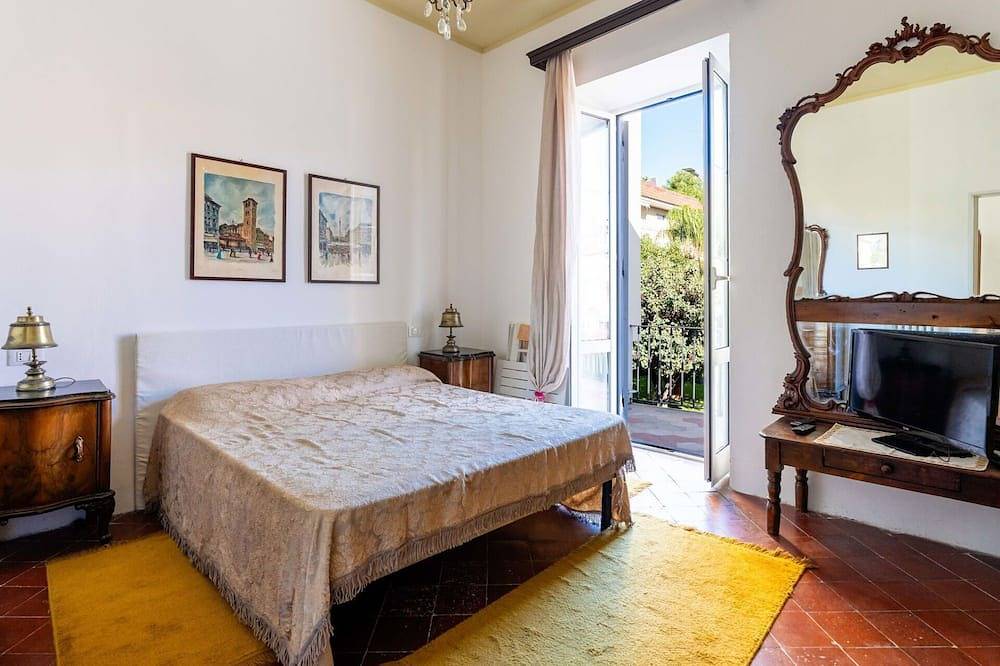 Entire apartment, Beautiful apartment for 6 people with Wifi, A/C, balcony and pets allowed in San Bartolomeo al Mare (City), San Bartolomeo al Mare