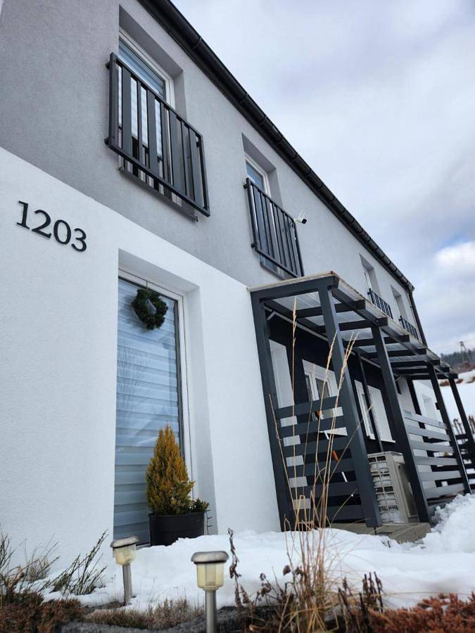 Willa dla 5 osób, z widok i ogród oraz sauna, zwierzęta dozwolone w Koniaków