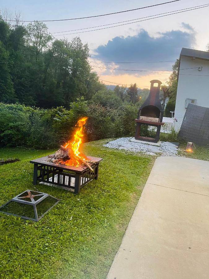 Location de vacances pour 6 personnes, avec jardin et vue, animaux acceptés à Mouthier-Haute-Pierre - 3