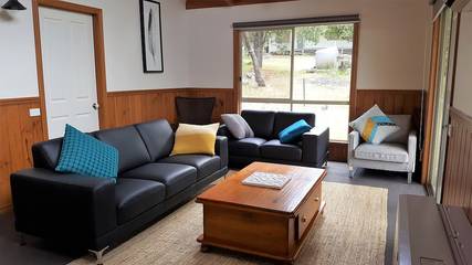 Holiday Home for 6 People in Halls Gap, Shire of Northern Grampians, Photo 1