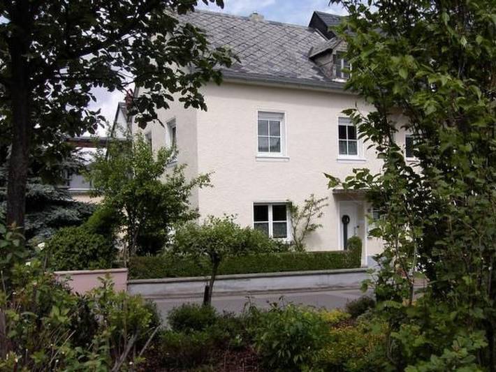 Ferienhaus für 7 Personen, mit Balkon und Terrasse sowie Garten in Trittenheim