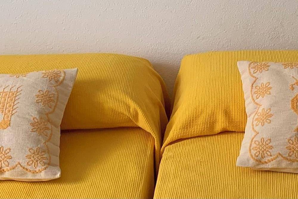 Entire apartment, Arrubiu - small but comfy, perfect for singles, couples w. small children (P3399 in Cabras, Stagno di Càbras