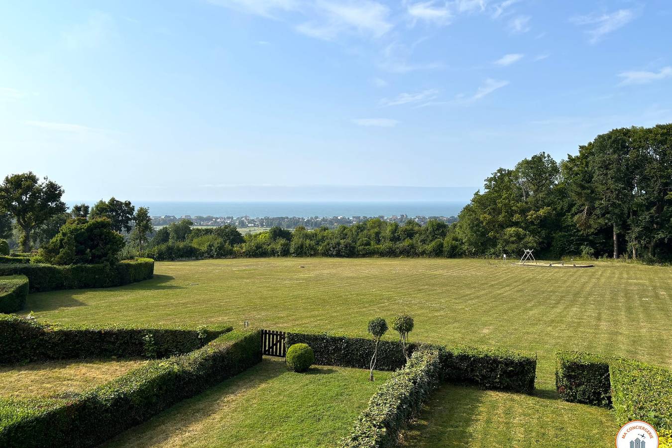 Entire apartment, ⛳ Le Golf de Pia - Vue Mer Panoramique - Parking in Tourgéville, Lisieux region