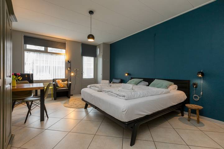 Studio für 2 Personen, mit Terrasse und Garten in Vrouwenpolder