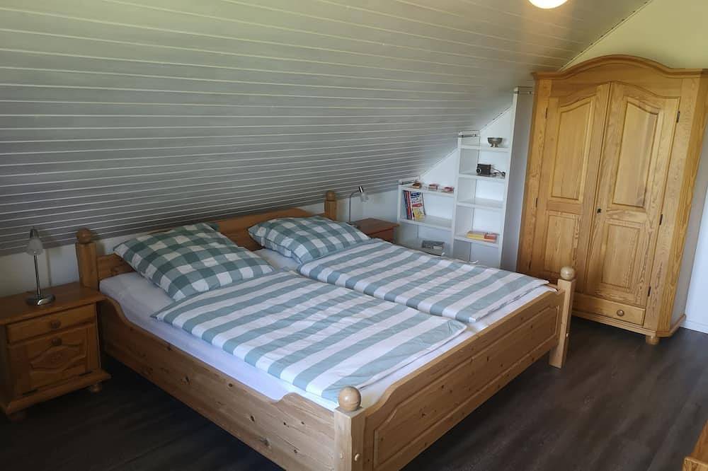 Ganze Wohnung, Großer Plöner See, familienfreundlich und modern mit viel Ruhe und Natur in Nehmten, Südliche Ostseeküste