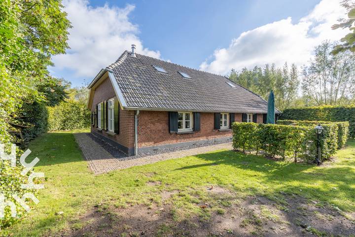 Boerderij voor 12 personen, met terras en tuin - 1