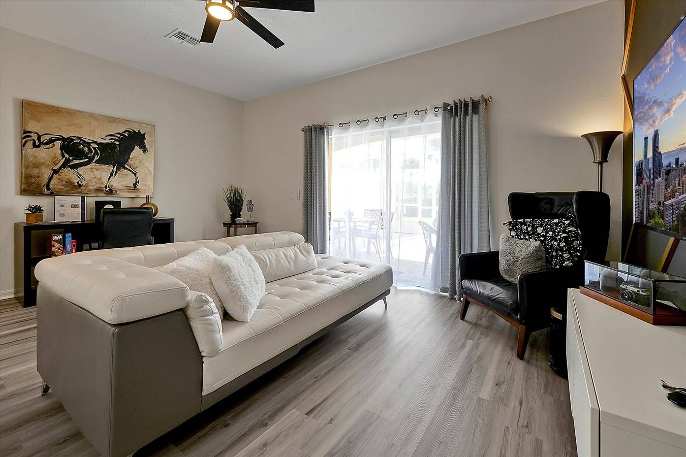 Beautiful Magical Serenity 3-Bed Villa in Clermont in Four Corners, Condado de Lake