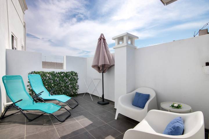 Holiday Home 'Olho Lodge - Al Irene' with Private Terrace, Wi-Fi and Air Conditioning in Olhão, Parque Natural da Ria Formosa