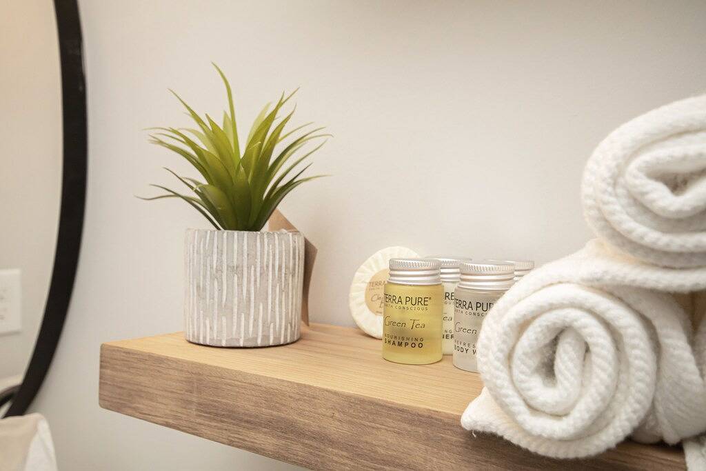 Gorgeous Bungalow Minutes from Airport & Atl in East Point, Fulton County