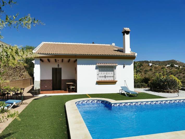 Holiday Home 'Casa Centenillo' with Sea View, Wi-Fi and Air Conditioning in Cómpeta, Costa del Sol