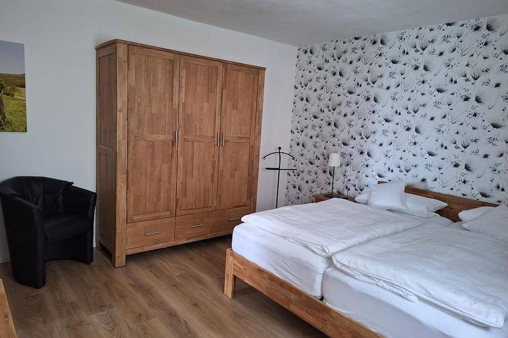 Ganze Wohnung, 2-Bettwohnung App. Wiesental I, Ferienwohnung - Ferienwohnungen Eifelblick in Lutzerath, Cochem-Zell