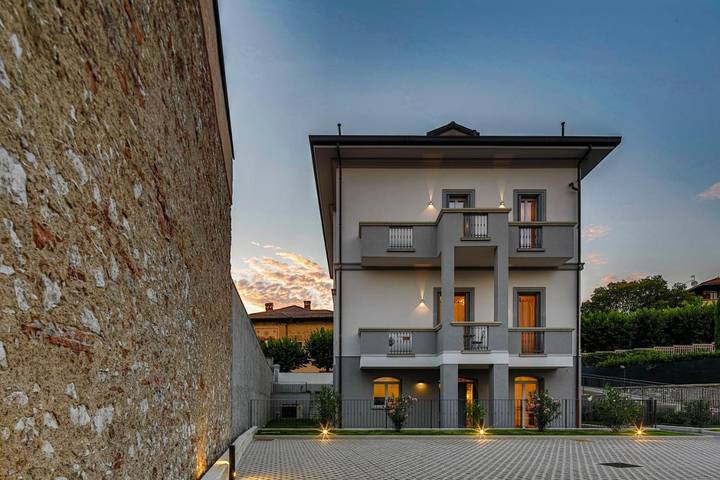 Gîte pour 3 personnes, avec vue et jardin à Gavirate - 3