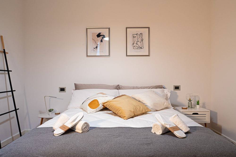 Apartamento entero, Modern apartment with private park - Maison Blanche in Mantua, Provincia de Mantova