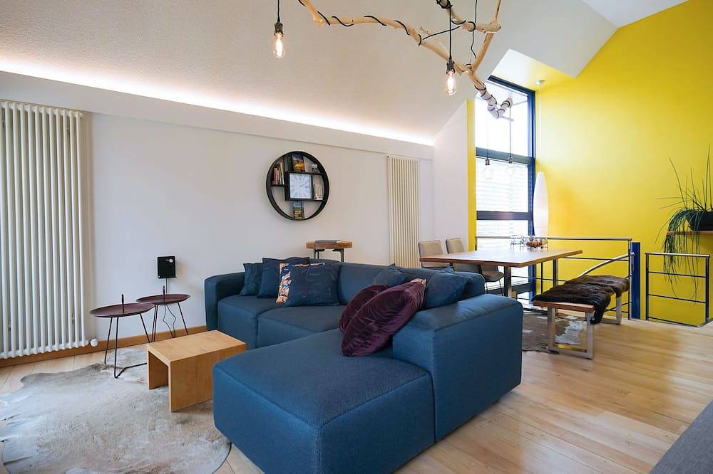 Ganze Wohnung, Modernes Loft mit Terrasse im Hessischen Kegelspiel! in Hünfeld, Rhön-Hessen