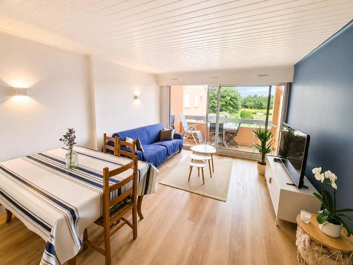 Gîte pour 7 personnes, avec Balcon et Terrasse ainsi que Jardin et Vue dans Plage des Rochelets - 2