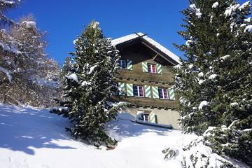 Ferienhaus für 7 Personen, mit Garten in St. Moritz