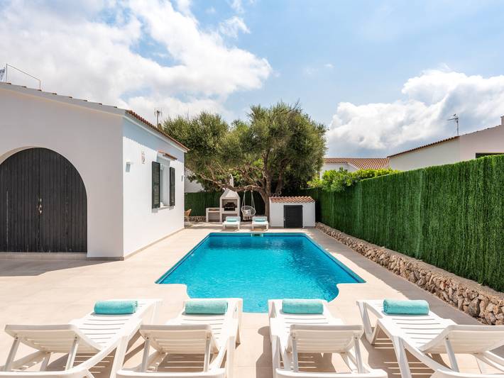 Location de vacances pour 6 personnes, avec terrasse et jardin à Cala en Bosc - 3