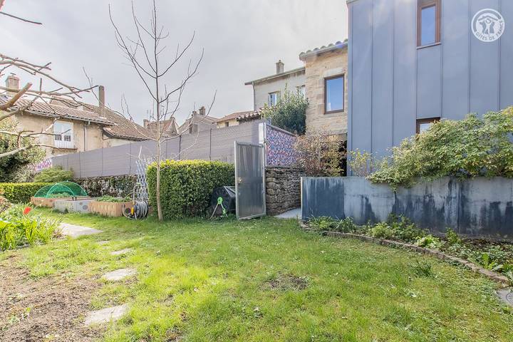 Gîte pour 2 personnes, avec jardin dans Saône-et-Loire - 4