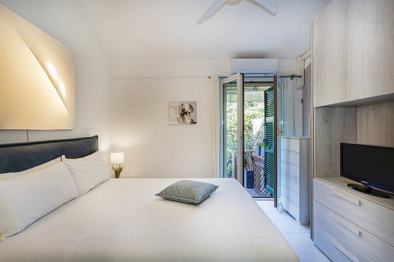 Entire apartment, Elegant sea view apartment by Wonderful Italy in Rapallo (City), Rapallo