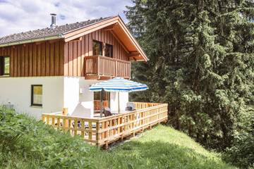 Ferienhaus für 8 Personen, mit Garten und Terrasse sowie Sauna, mit Haustier in Annaberg-Lungötz