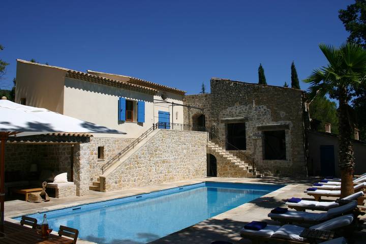 Gîte pour 12 personnes, avec piscine à Callas - 2