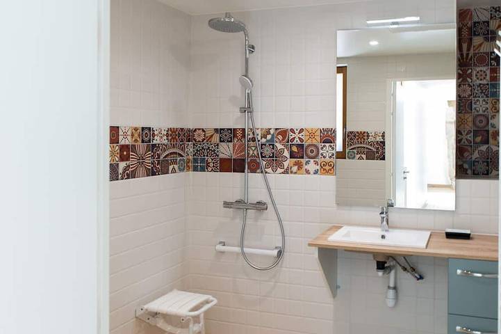 Location de vacances pour 4 personnes, avec balcon et jardin, animaux acceptés à Brélidy - 3