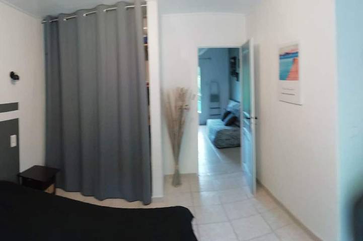 Gîte pour 4 personnes, avec jardin et piscine à Puyméras - 2